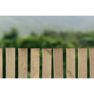 FAURA POSTE DE MADERA